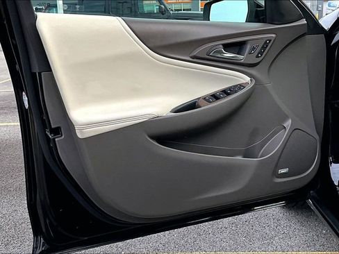 Used 2024 Chevrolet Malibu LT image 21