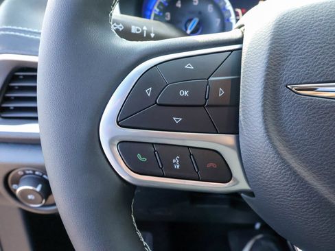 New 2026 Chrysler Pacifica Limited AWD/4WD image 28