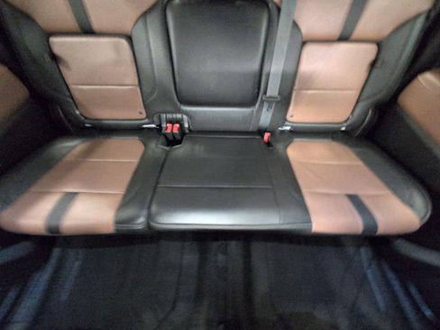 Used 2021 Chevrolet Silverado 1500 High Country w/ Technology Package AWD/4WD image 23