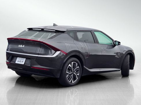 Certified 2023 Kia EV6 Light image 4