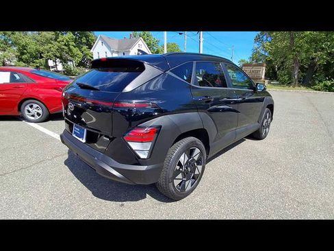 Certified 2024 Hyundai Kona SEL AWD/4WD image 8