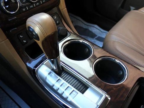 Used 2015 Buick Enclave Leather image 25