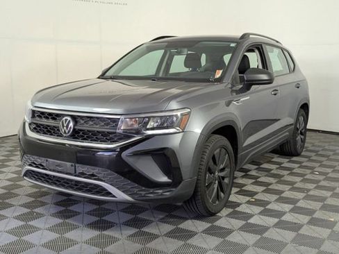 Used 2022 Volkswagen Taos S image 28