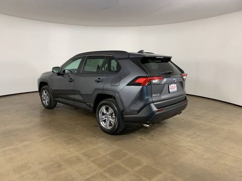 Used 2024 Toyota RAV4 XLE w/ Convenience Package AWD/4WD image 14