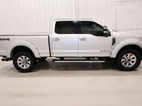 Used 2018 Ford F350 Lariat w/ Lariat Ultimate Package image 2