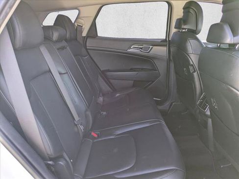 Used 2023 Kia Sportage EX AWD/4WD image 19