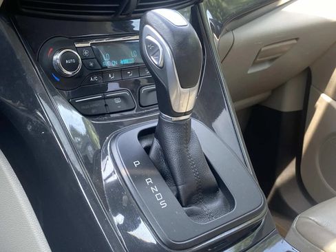 Used 2014 Ford Escape Titanium FWD image 31