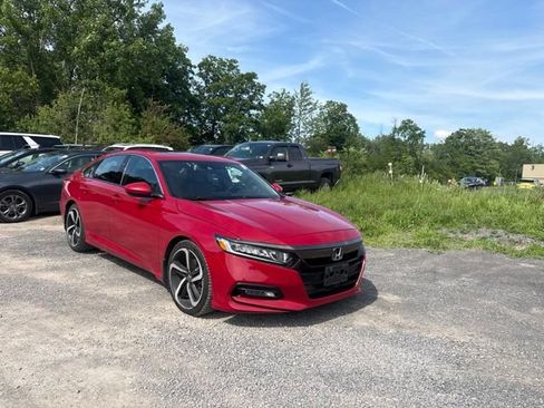 Used 2020 Honda Accord Sport image 2