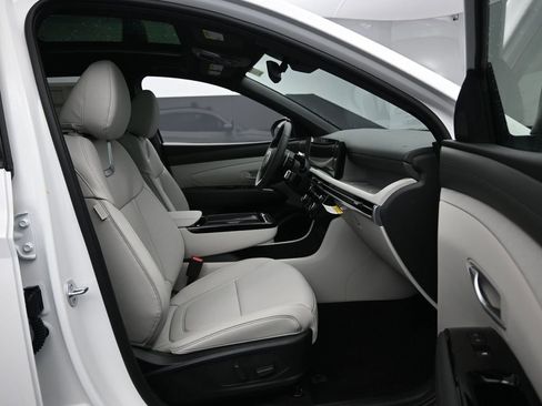 New 2026 Hyundai Tucson Limited image 31