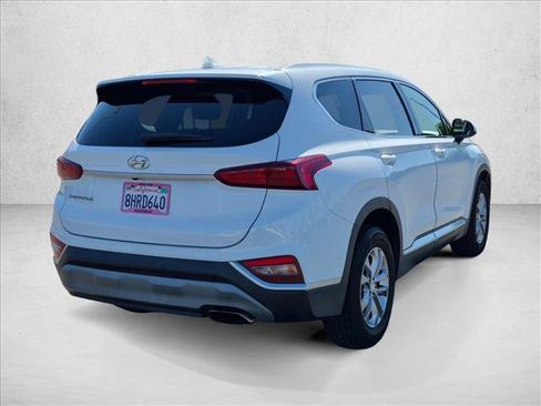 Used 2019 Hyundai Santa Fe SEL FWD image 5
