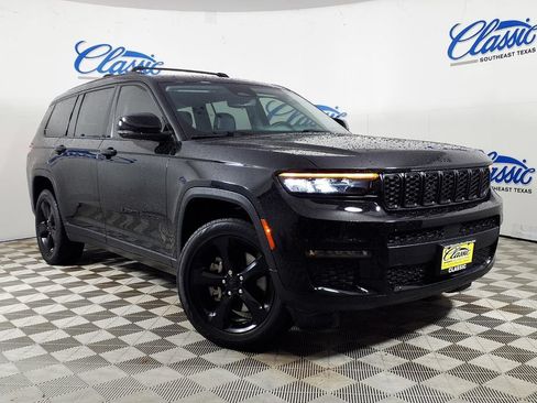 Used 2022 Jeep Grand Cherokee L Limited w/ Black Appearance Package RWD image 1
