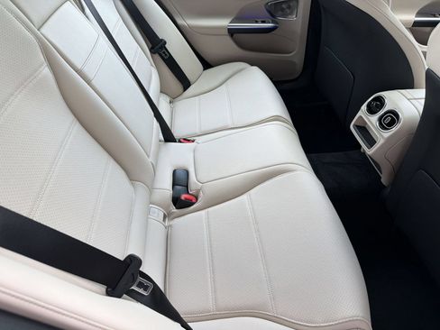 Used 2026 Mercedes-Benz C 300 Sedan image 30