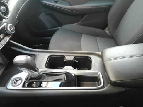 Used 2021 Nissan Sentra SV w/ Trunk Package FWD image 38