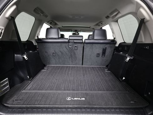 Used 2018 Lexus GX 460 Luxury w/ Preferred Accessory Package AWD/4WD image 18