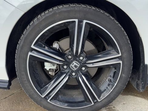 Certified 2024 Honda Accord Sport image 9