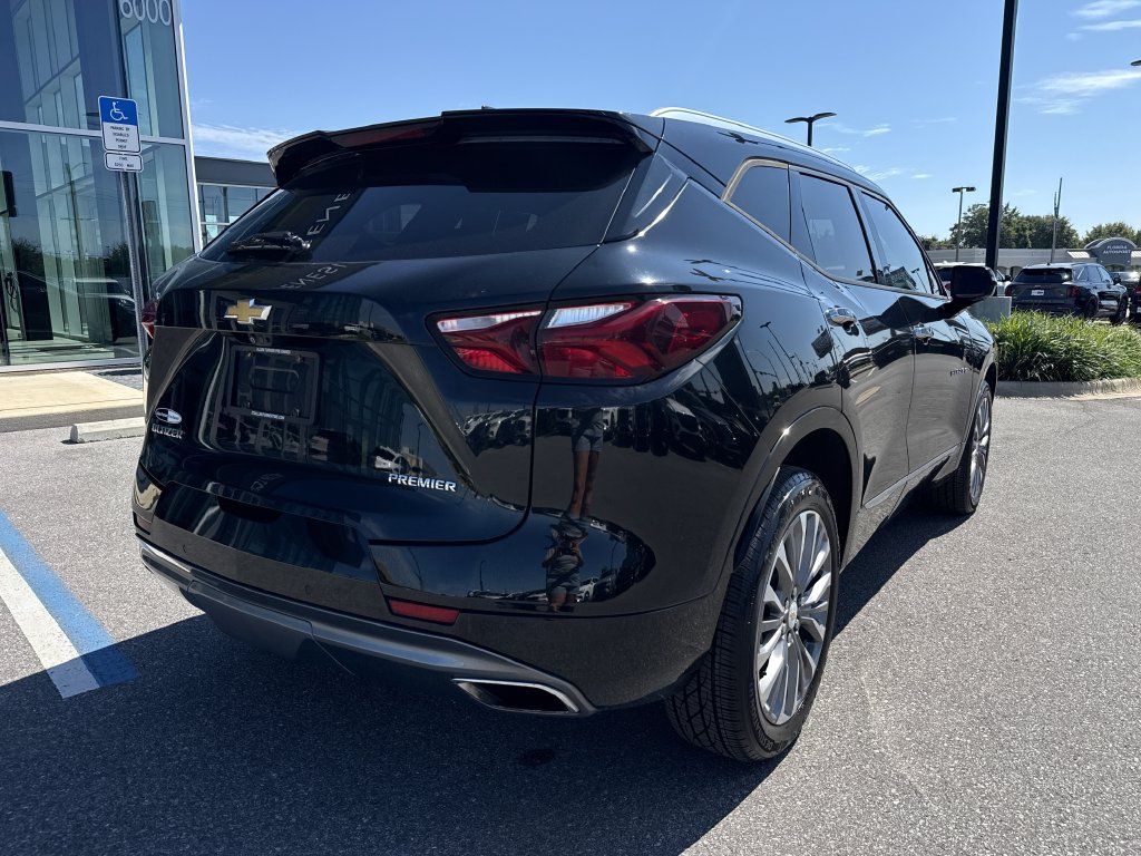 Used 2020 Chevrolet Blazer Premier w/ Driver Confidence II Package FWD image 8