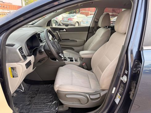 Used 2017 Kia Sportage LX FWD image 6