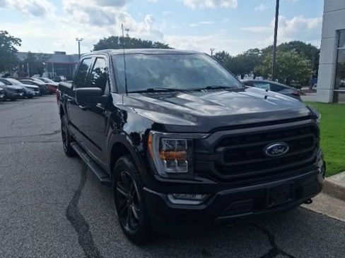 Used 2021 Ford F150 XLT w/ Equipment Group 302A High AWD/4WD image 4