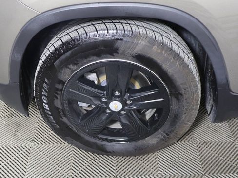 Used 2020 Chevrolet Trax LT w/ Driver Confidence Package image 14