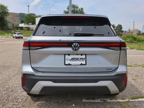 New 2025 Volkswagen Tiguan SE AWD/4WD image 4