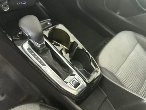 Used 2025 Chevrolet Trax LT w/ Driver Confidence Package image 20