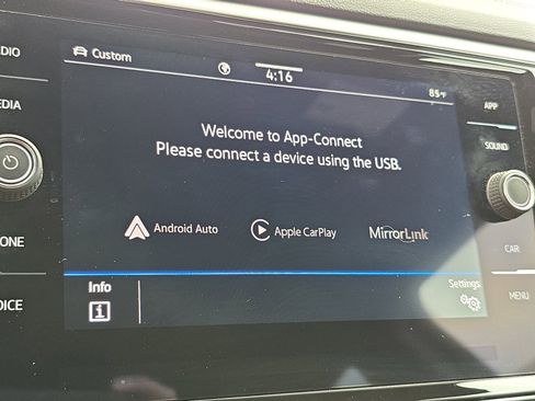 Used 2023 Volkswagen Atlas Cross Sport SE image 22