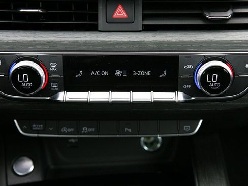 Used 2022 Audi A4 2.0T Premium Plus image 23