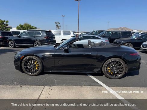 Used 2022 Mercedes-Benz SL 55 AMG 4MATIC image 2