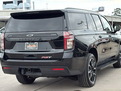 Used 2024 Chevrolet Suburban RST RWD image 5