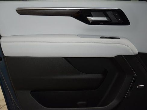 New 2026 Chevrolet Suburban Premier w/ Sun And Tow Package image 44