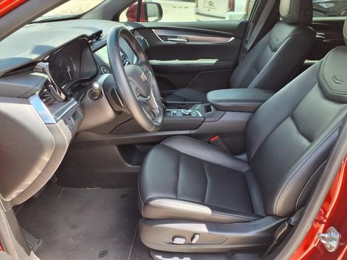 Used 2024 Cadillac XT5 Luxury FWD image 13