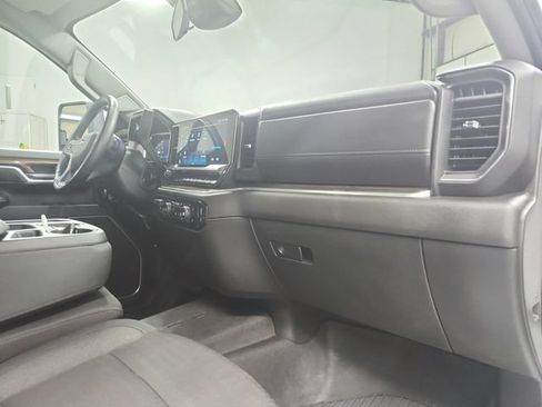 Used 2025 Chevrolet Silverado 2500 LT AWD/4WD image 41