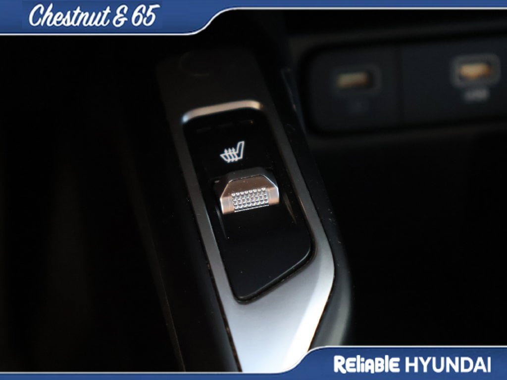 Used 2023 Kia Sorento S w/ Panoramic Sunroof Package FWD image 38