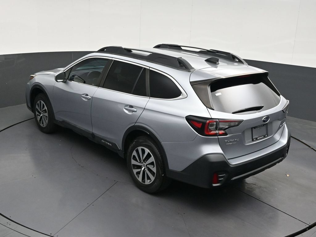 Used 2022 Subaru Outback Premium AWD/4WD image 16