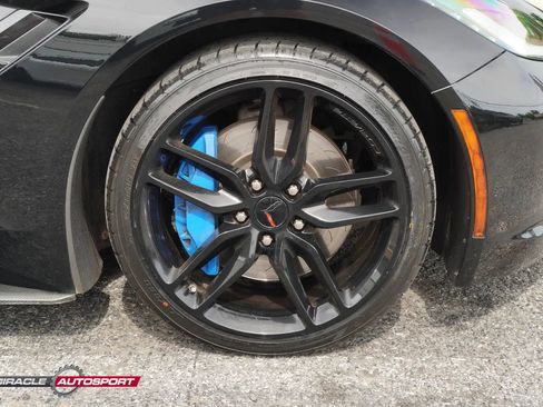 Used 2017 Chevrolet Corvette Stingray Coupe RWD image 10