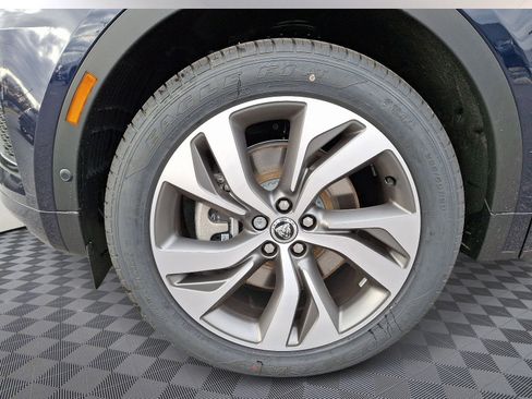 New 2024 Jaguar E-PACE R-Dynamic SE image 7