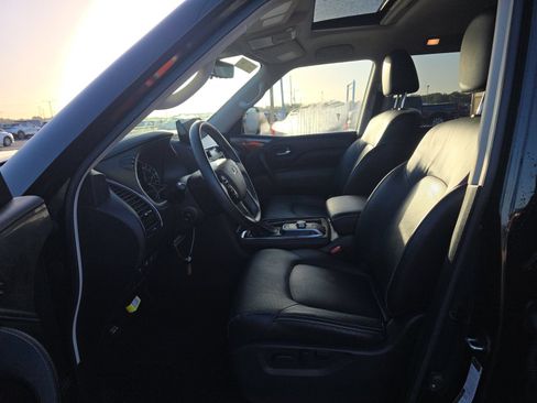 Used 2024 INFINITI QX80 Luxe w/ Cargo Package AWD/4WD image 7