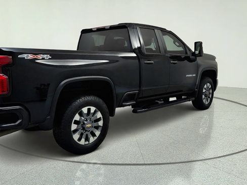 Used 2024 Chevrolet Silverado 2500 Custom w/ Custom Convenience Package AWD/4WD image 5