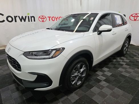 Used 2026 Honda HR-V LX image 3