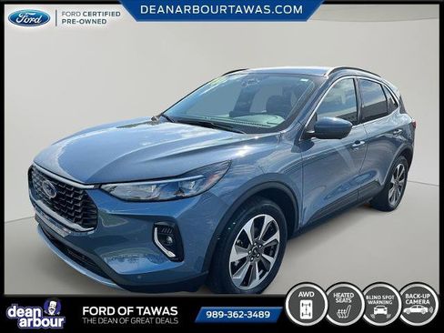 Certified 2023 Ford Escape Platinum w/ Class II Trailer Tow Package AWD/4WD image 1