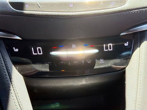 Used 2020 Cadillac XT5 Sportv AWD/4WD image 10