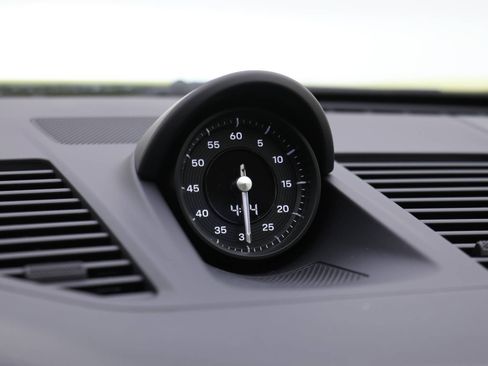 Certified 2025 Porsche 911 Carrera 4 GTS image 13