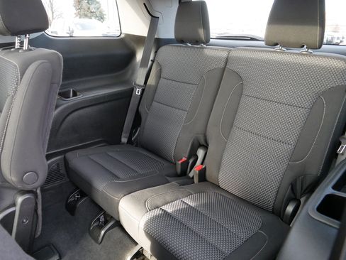 Used 2023 GMC Acadia SLE w/ Driver Convenience Package image 36