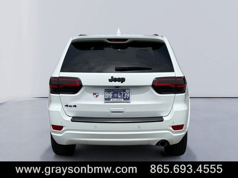 Used 2020 Jeep Grand Cherokee Altitude AWD/4WD image 4