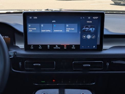 Used 2023 Lincoln Nautilus FWD w/ Premium Package image 19