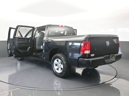 Used 2018 RAM 1500 Express image 70