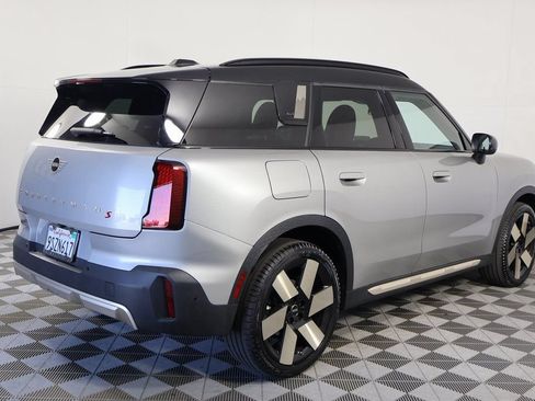 Used 2025 MINI Cooper Countryman S AWD/4WD image 2