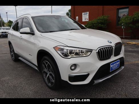 Used 2018 BMW X1 xDrive28i w/ Premium Package AWD/4WD image 1
