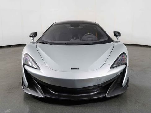 Used 2019 McLaren 600LT RWD image 3