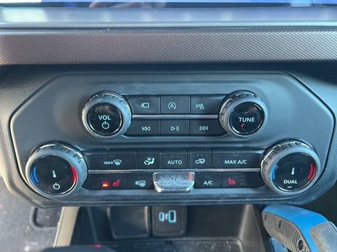 Used 2022 Ford Bronco Outer Banks image 29